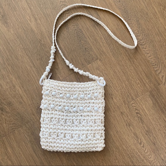 DONATED 10/30 Vintage White Crochet Bag with Flower Beading - Picture 6 of 7